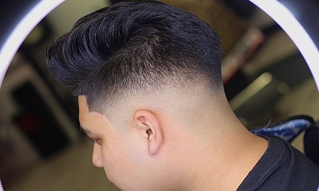 ed6813430b90428a95abb853be43e674-Xl-the-Barber-biz-photo